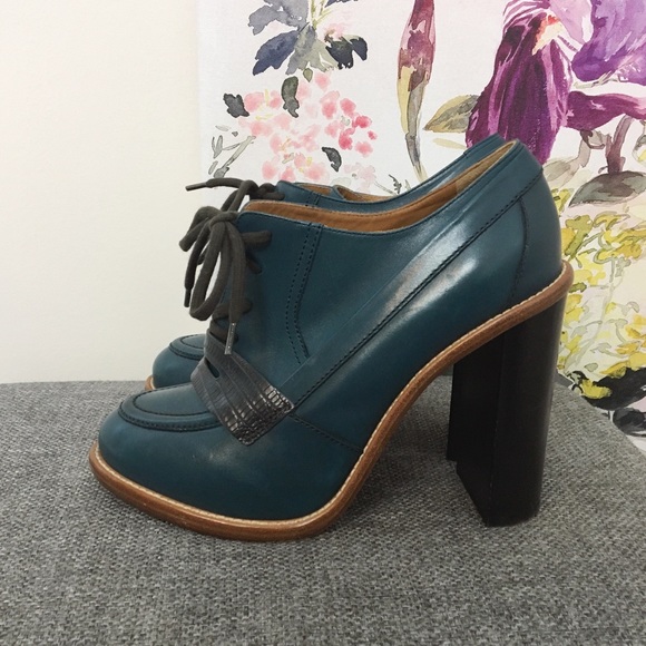 Chloe Blue Leather Brogue Block Oxford Block Heels - Picture 4 of 8